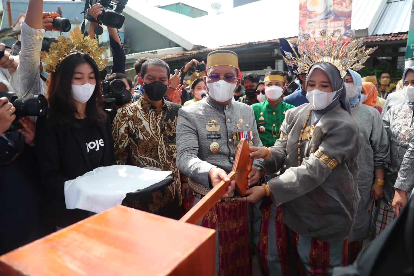 Wali Kota Danny Paparkan Program Transportasi Tettere dan Co’mo di Puncak HUT Makassar ke-414